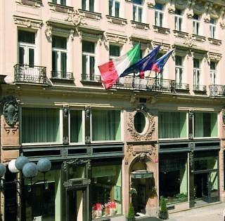 Liberty Praag